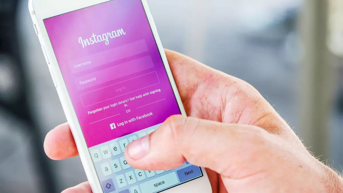 How to Turn ON or OFF Sound on Instagram Reels